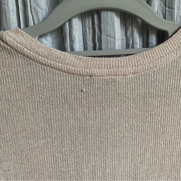 Express Knot Front V-Neck Sweater - Picture 7 of 7